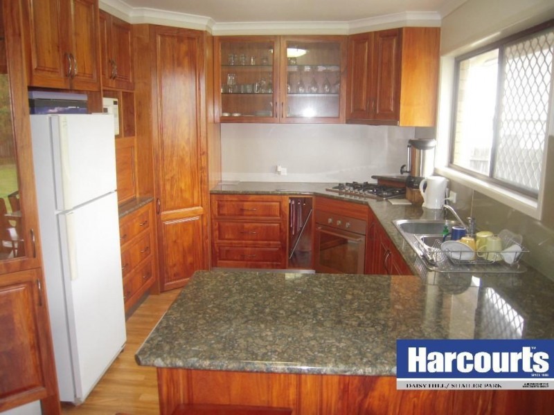 17 Allamanda Drive, Daisy Hill QLD 4127