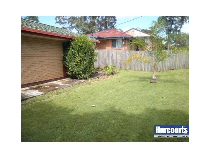 30 Anchusa Street, Kingston QLD 4114