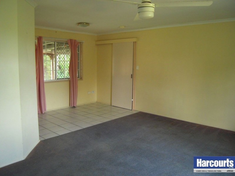 1 Haymer Street, Meadowbrook QLD 4131