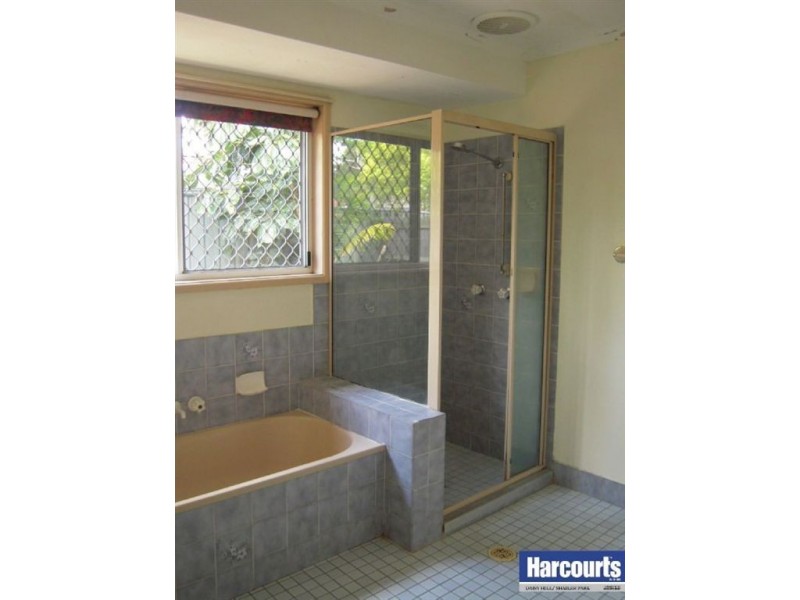 1 Haymer Street, Meadowbrook QLD 4131