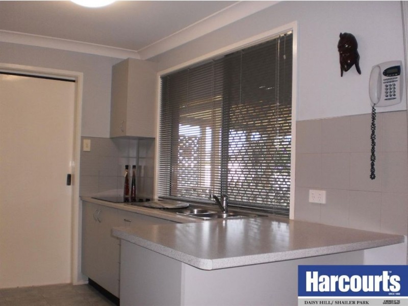 39 Ellendale Crescent, Daisy Hill QLD 4127