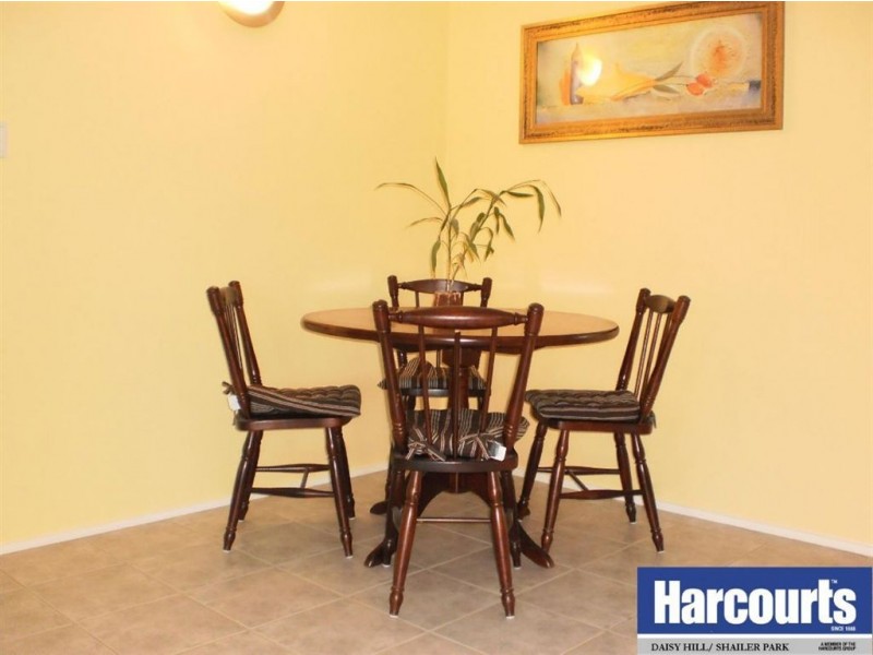 39 Ellendale Crescent, Daisy Hill QLD 4127