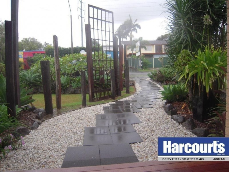 17 Allamanda Drive, Daisy Hill QLD 4127