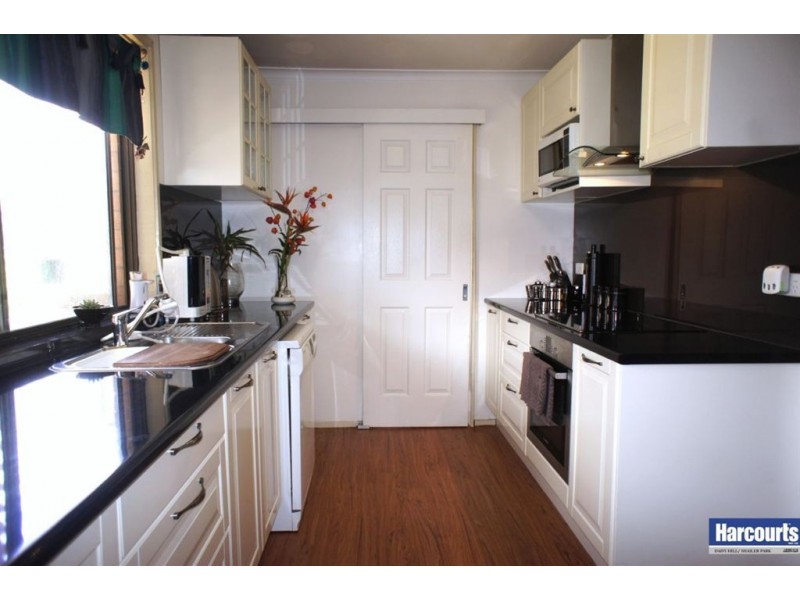 9 Sitwell Court, Daisy Hill QLD 4127