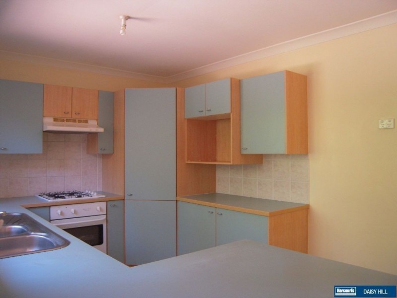 16 Lithfield Place, Loganholme QLD 4129