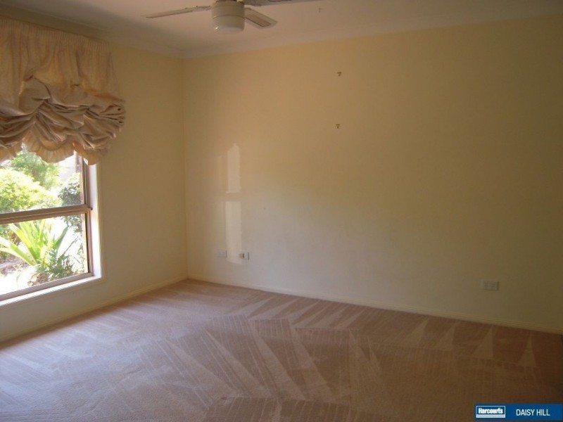 16 Lithfield Place, Loganholme QLD 4129