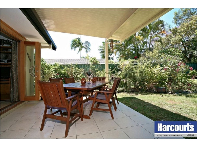 9 Batman Crescent, Springwood QLD 4127