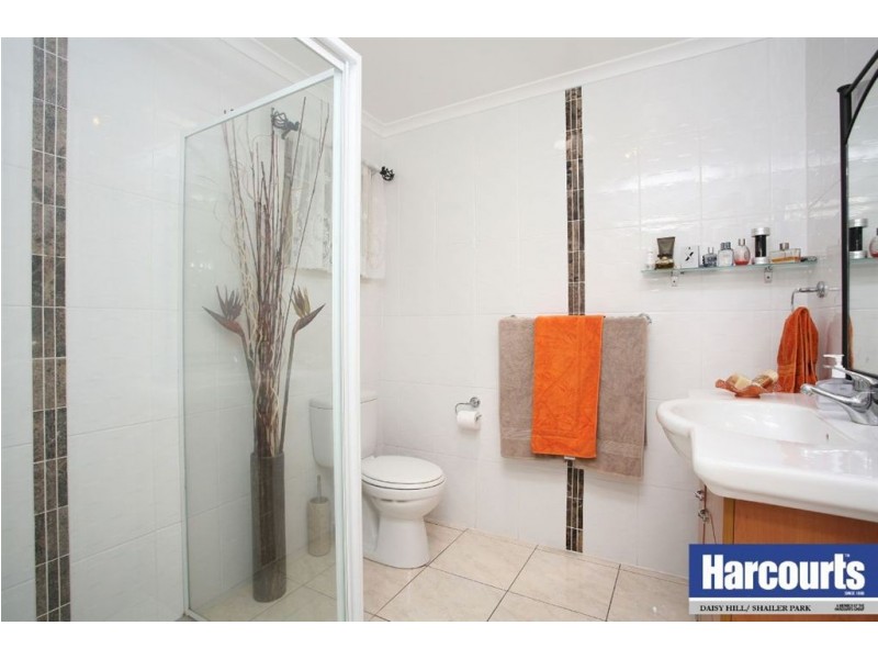 9 Batman Crescent, Springwood QLD 4127