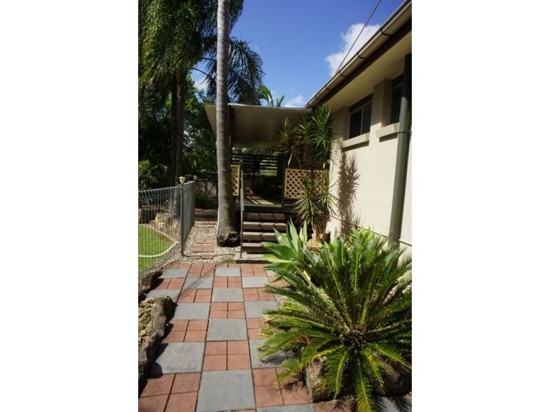 26 Coolcrest Street, Daisy Hill QLD 4127