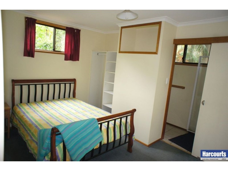 26 Coolcrest Street, Daisy Hill QLD 4127