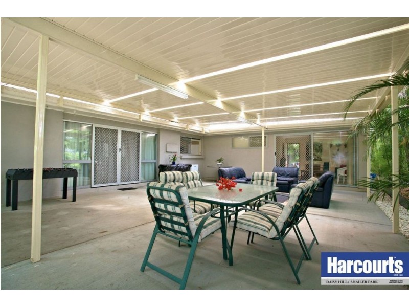 70 Lyndale Street, Daisy Hill QLD 4127