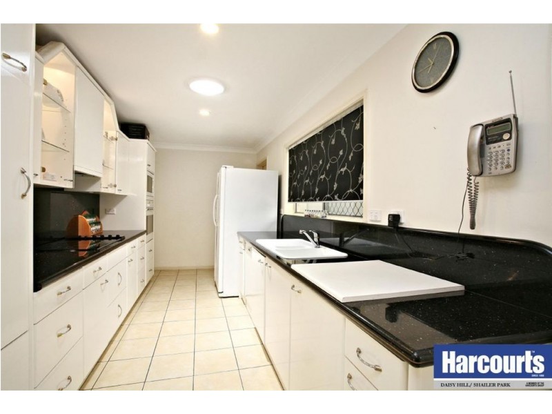 70 Lyndale Street, Daisy Hill QLD 4127