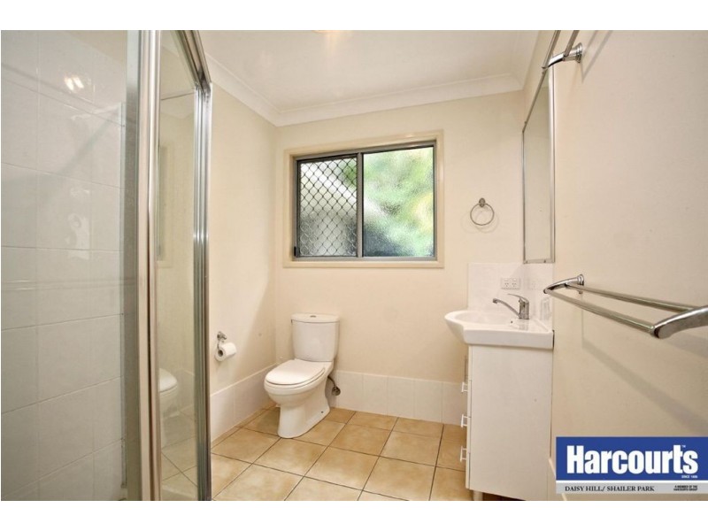 70 Lyndale Street, Daisy Hill QLD 4127