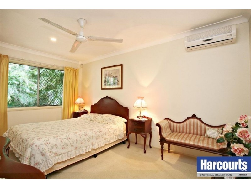 70 Lyndale Street, Daisy Hill QLD 4127