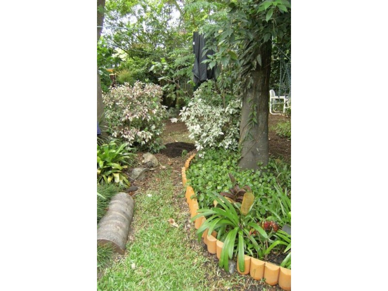 8 Wain Avenue, Logan Central QLD 4114