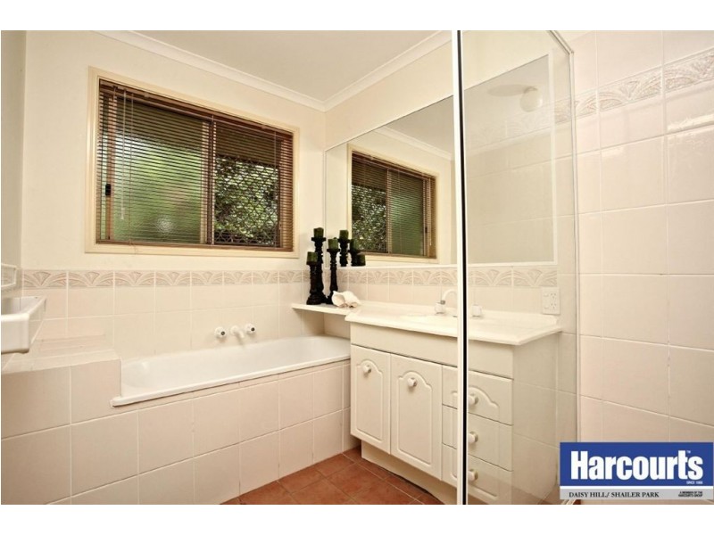 98 Plantain Road, Shailer Park QLD 4128