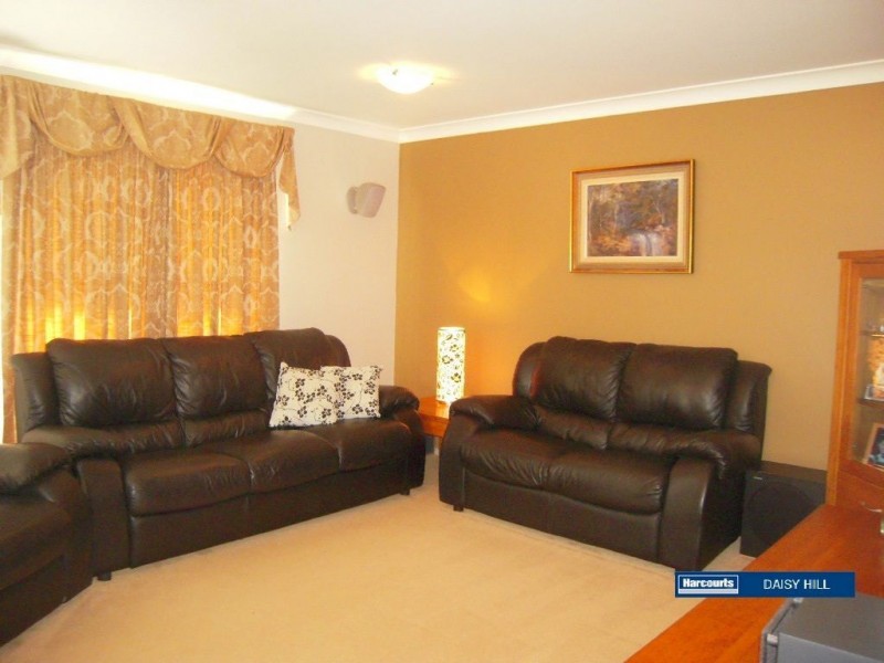 10 Spica, Tanah Merah QLD 4128