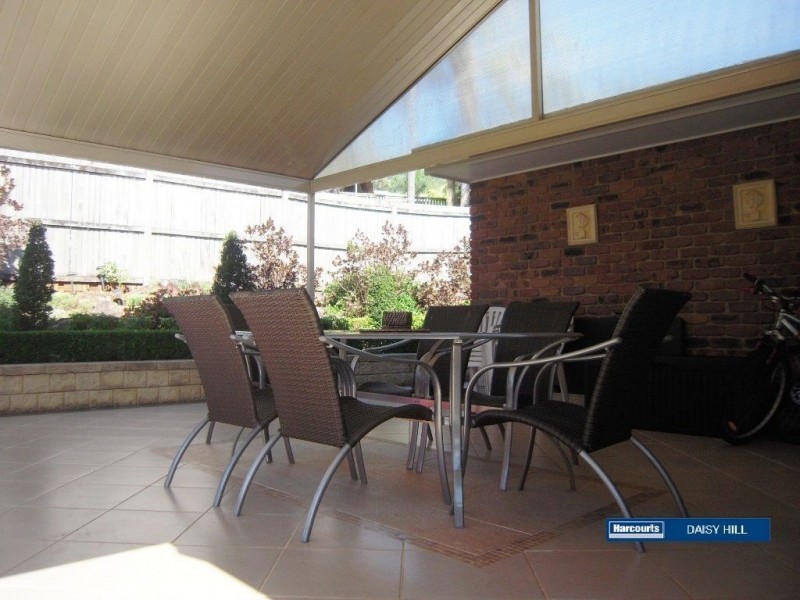 10 Spica, Tanah Merah QLD 4128