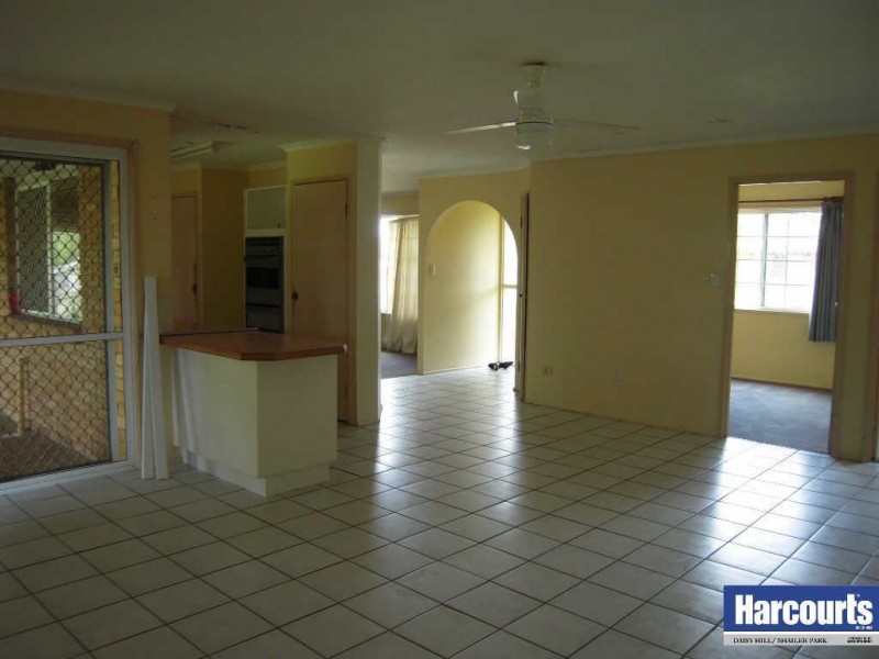 1 Haymer St, Meadowbrook QLD 4131