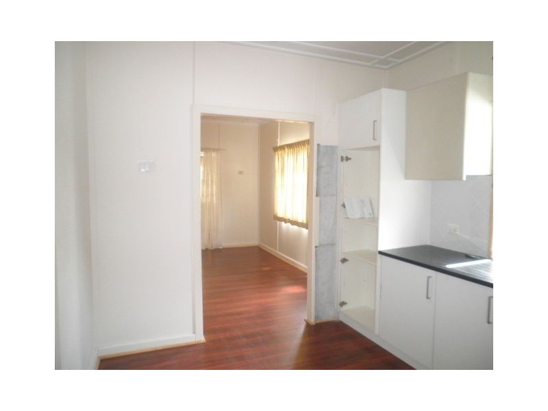 682 Kingston Road, Kingston QLD 4114