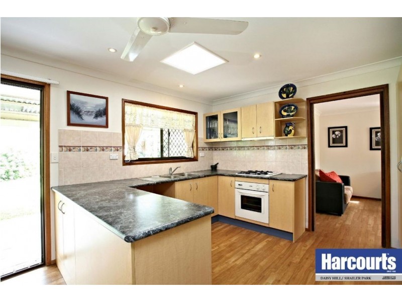 3 Oxley Ct, Daisy Hill QLD 4127