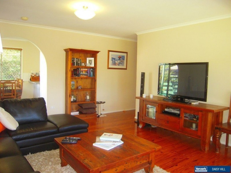 57 Gladewood Drive, Daisy Hill QLD 4127