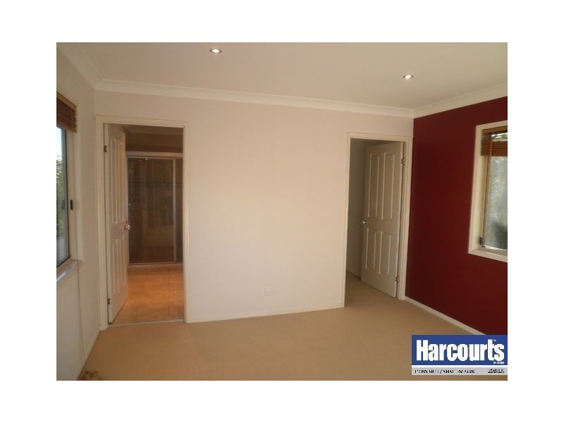 10 Epson Court, Daisy Hill QLD 4127