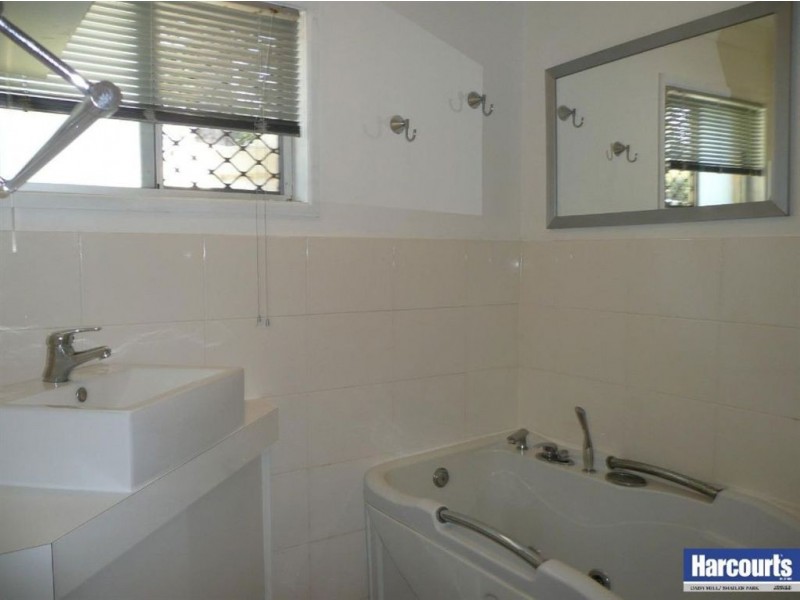6 moore street, Loganlea QLD 4131