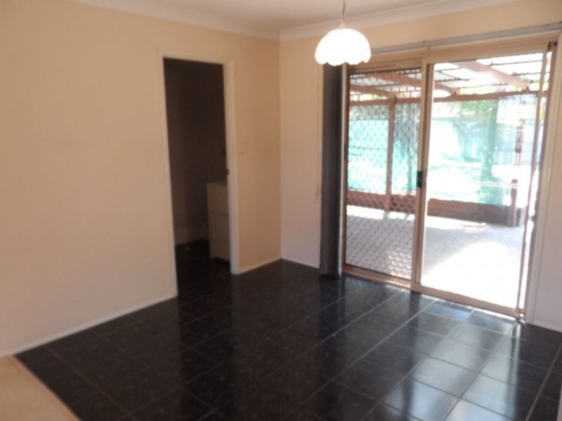 9 Seletar Place, Tanah Merah QLD 4128