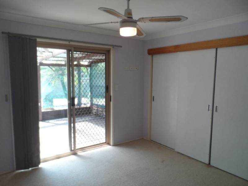 9 Seletar Place, Tanah Merah QLD 4128