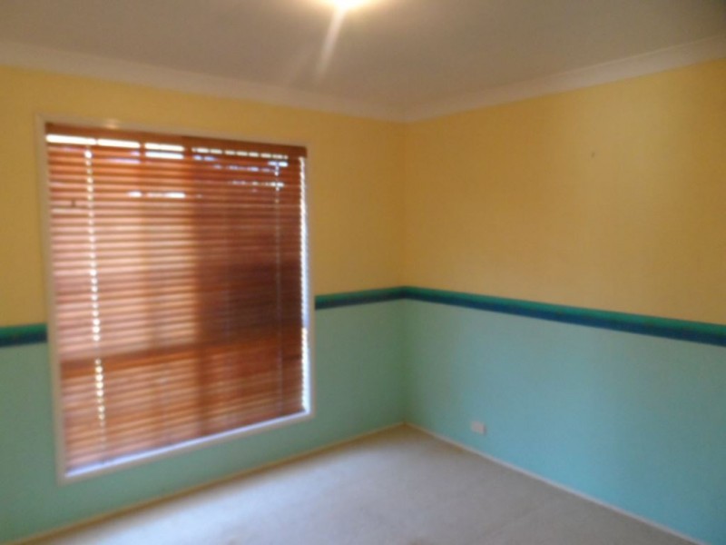 9 Seletar Place, Tanah Merah QLD 4128