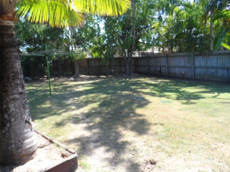 9 Seletar Place, Tanah Merah QLD 4128