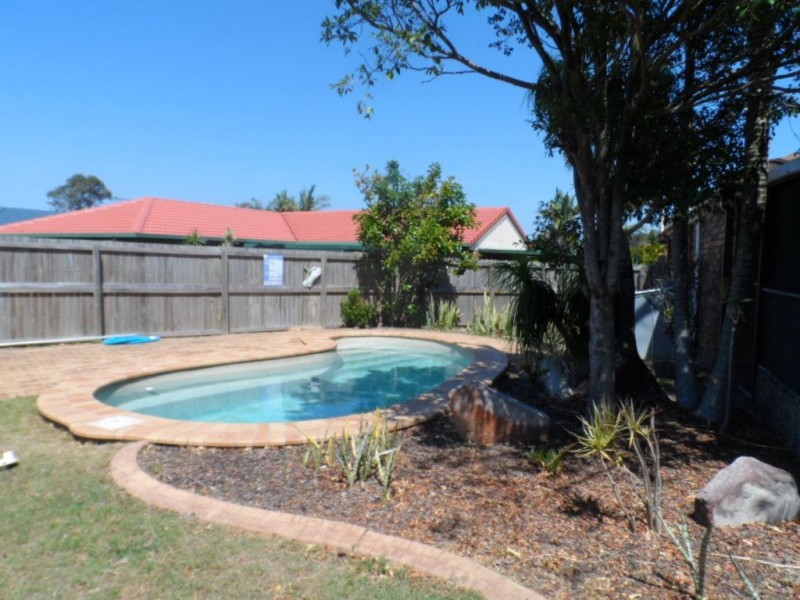 9 Seletar Place, Tanah Merah QLD 4128