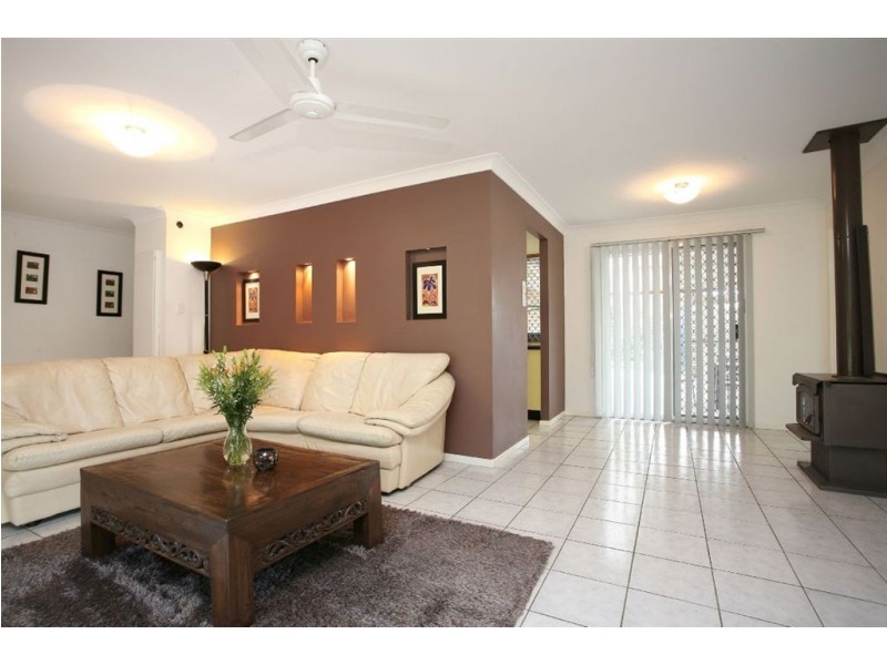 9 Wyloo Court, Shailer Park QLD 4128