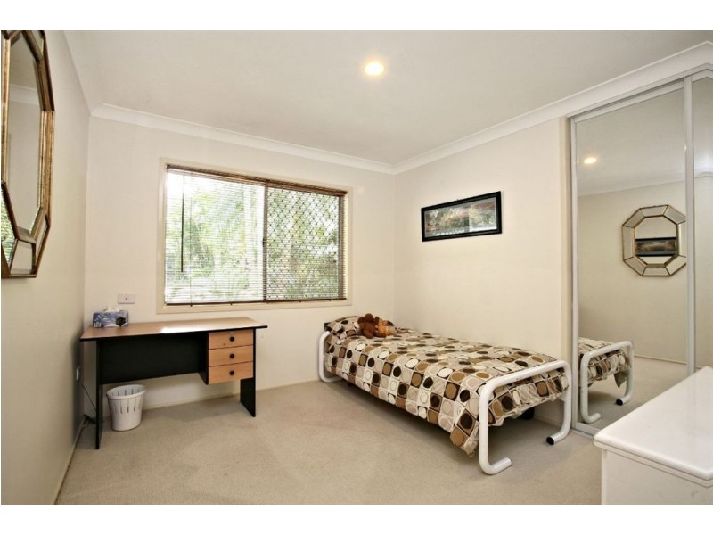 70 Lyndale Street, Daisy Hill QLD 4127