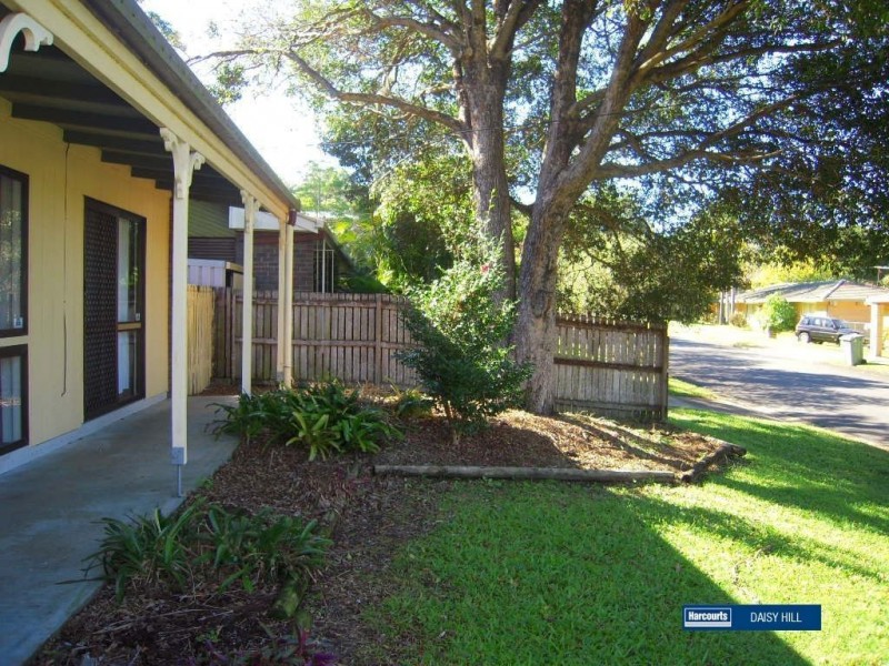 12 Rholanda Crescent, Springwood QLD 4127