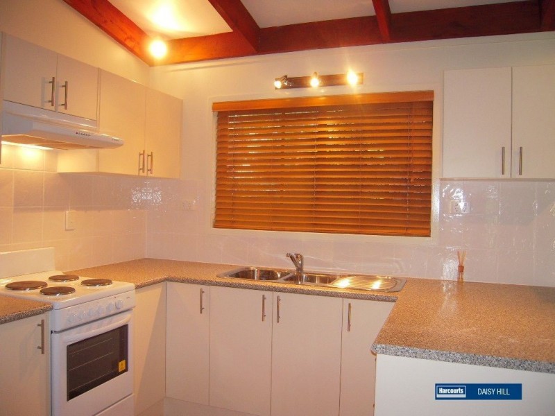 12 Rholanda Crescent, Springwood QLD 4127