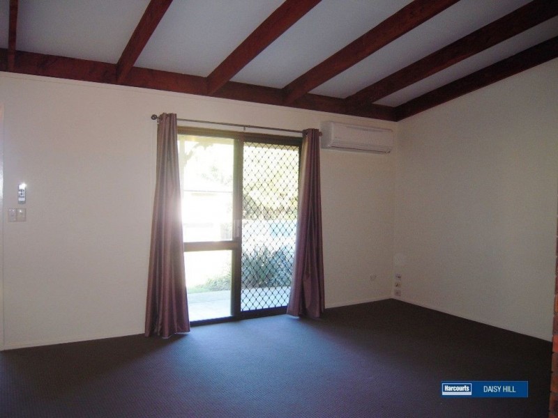 12 Rholanda Crescent, Springwood QLD 4127