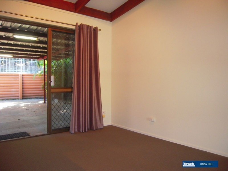 12 Rholanda Crescent, Springwood QLD 4127