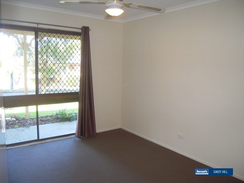 12 Rholanda Crescent, Springwood QLD 4127