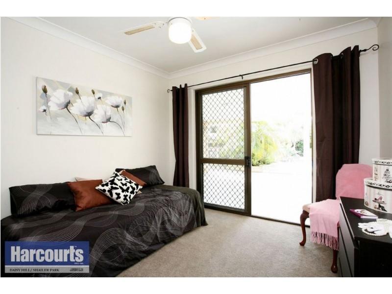 9 Evita Court, Daisy Hill QLD 4127