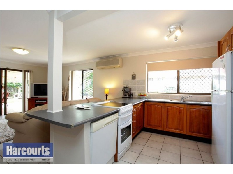 16 Everest Street, Daisy Hill QLD 4127