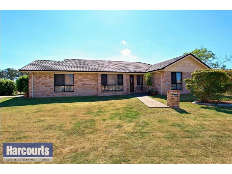 18 Links Avenue, Meadowbrook QLD 4131