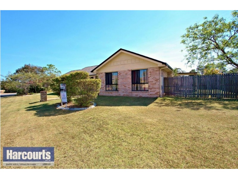18 Links Avenue, Meadowbrook QLD 4131