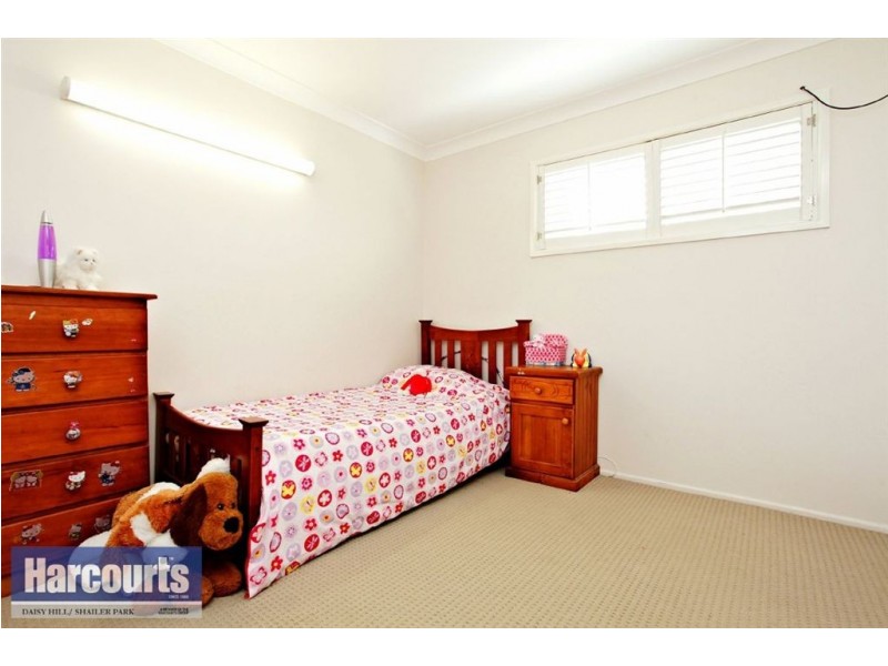 18 Osanna Street, Daisy Hill QLD 4127