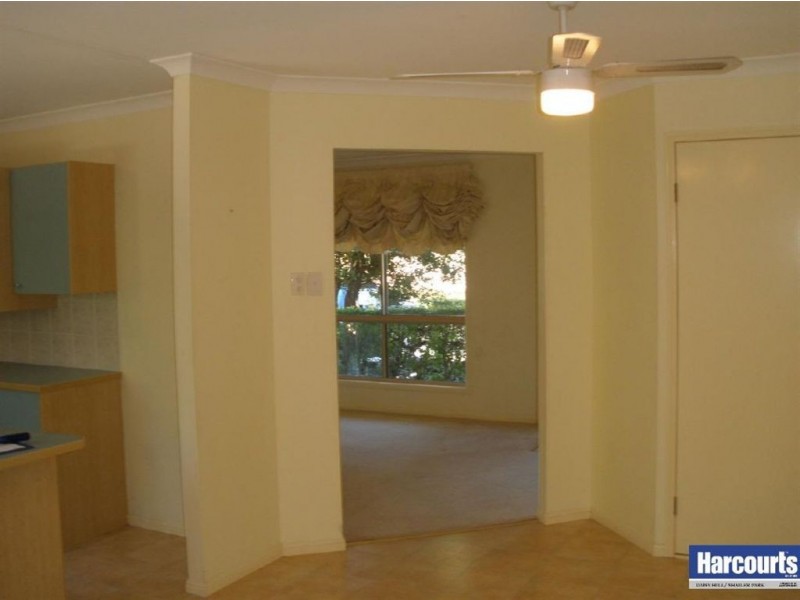 16 Lithfield Place, Loganholme QLD 4129