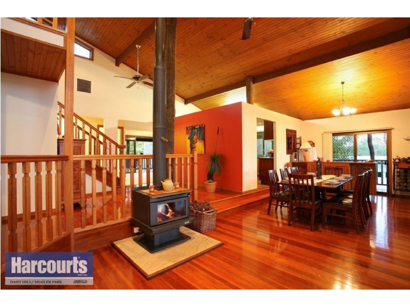 7 Carmen Ct, Shailer Park QLD 4128