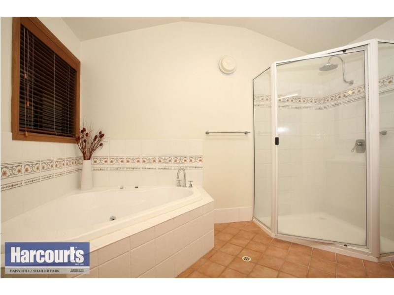 7 Carmen Ct, Shailer Park QLD 4128