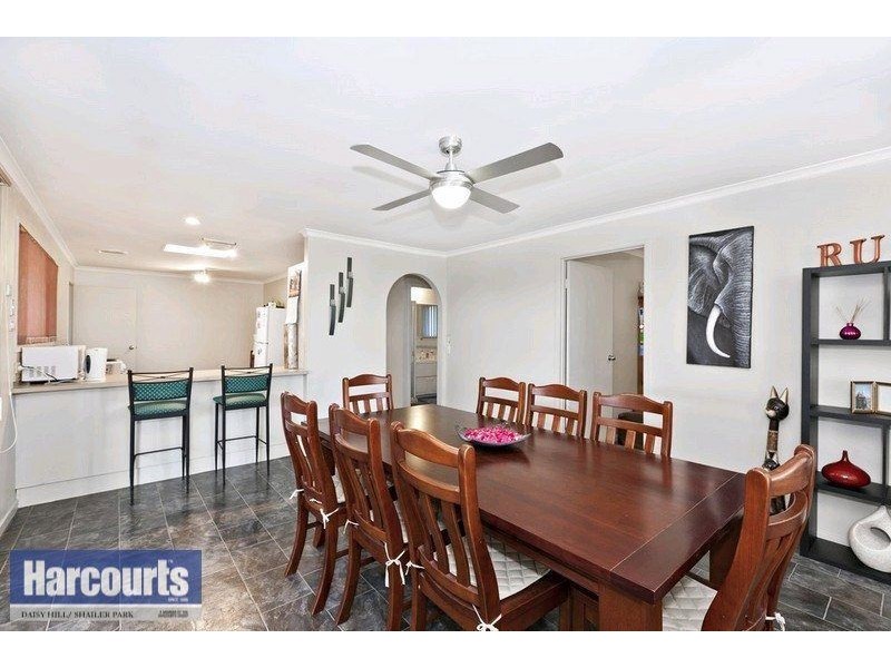 35 Winnetts Road, Daisy Hill QLD 4127