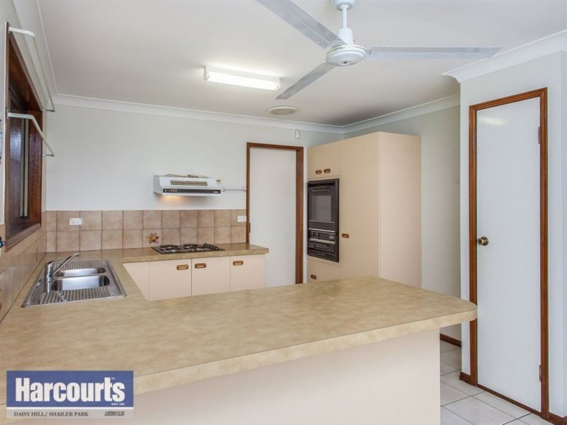 55 Lobelia Avenue, Daisy Hill QLD 4127